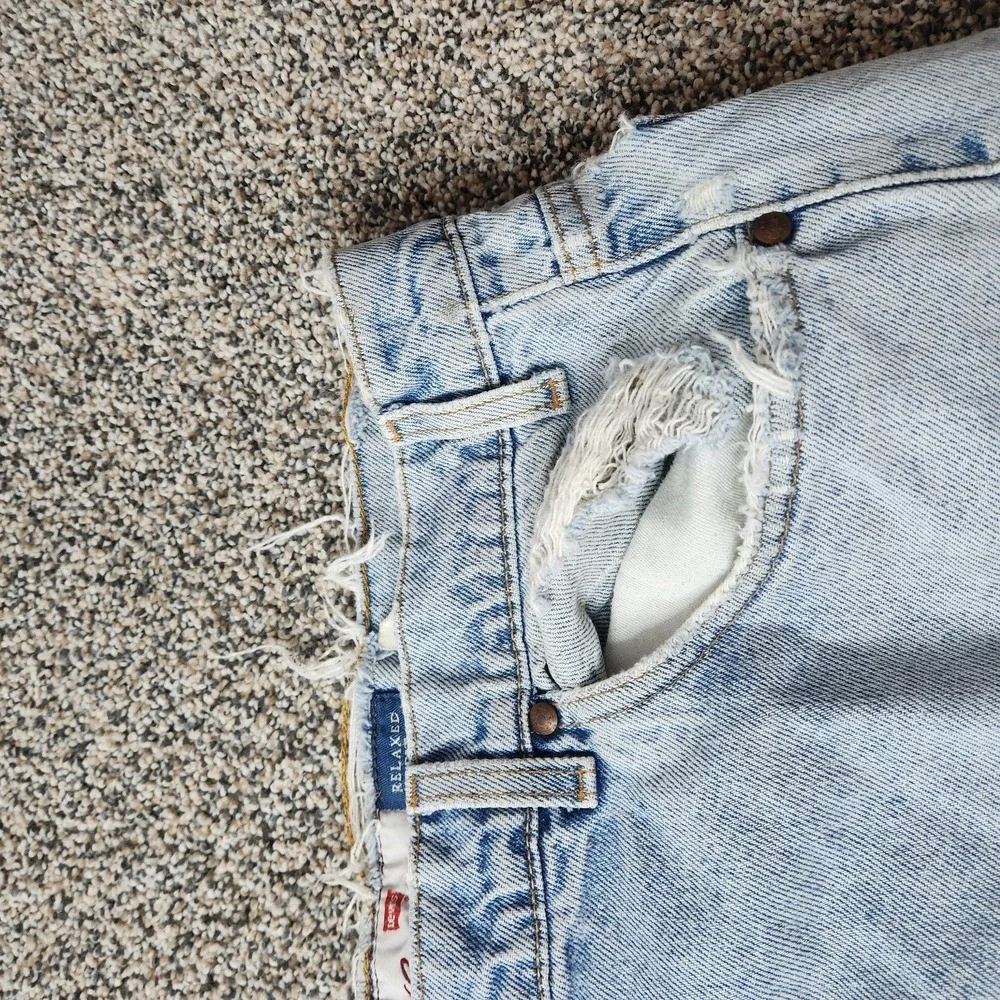 Levi‎ Strauss Signature 540 Relaxed Fit Light Wash Distressed Blue Jeans 38x31